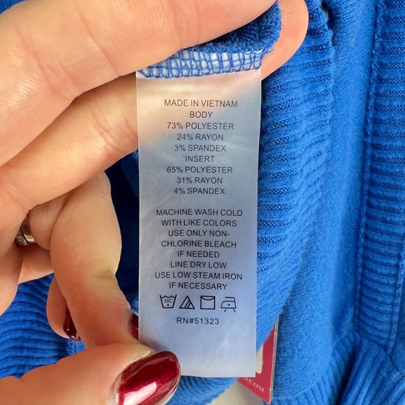 NWT Vince Camuto Button Up Shoulder Blue Boat Neck Neck SZ S - Picture 8 of 8